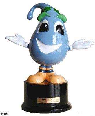Trophée Le Zouit Bleu monté sur socle cylindrique verni noir
